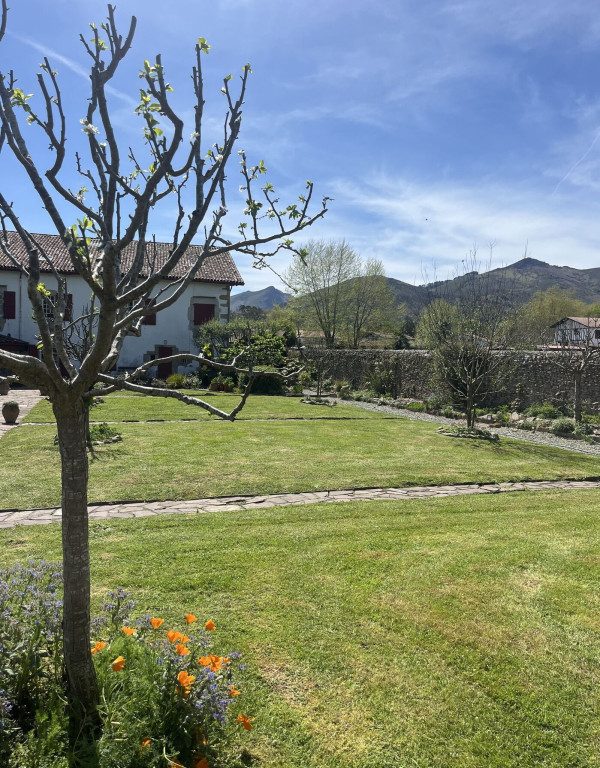 amenagement-paysager-maison-jardin-bazter-eder